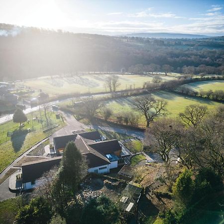 Suite 1 - Sleeping Giant Hotel - Pen Y Cae Inn Брекон Экстерьер фото